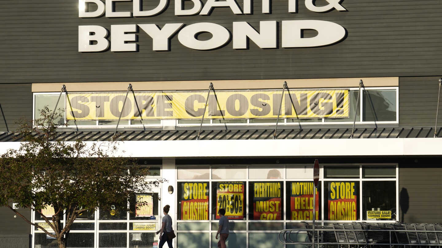 Bed Bath Beyond lives on line after Overstock buys rights